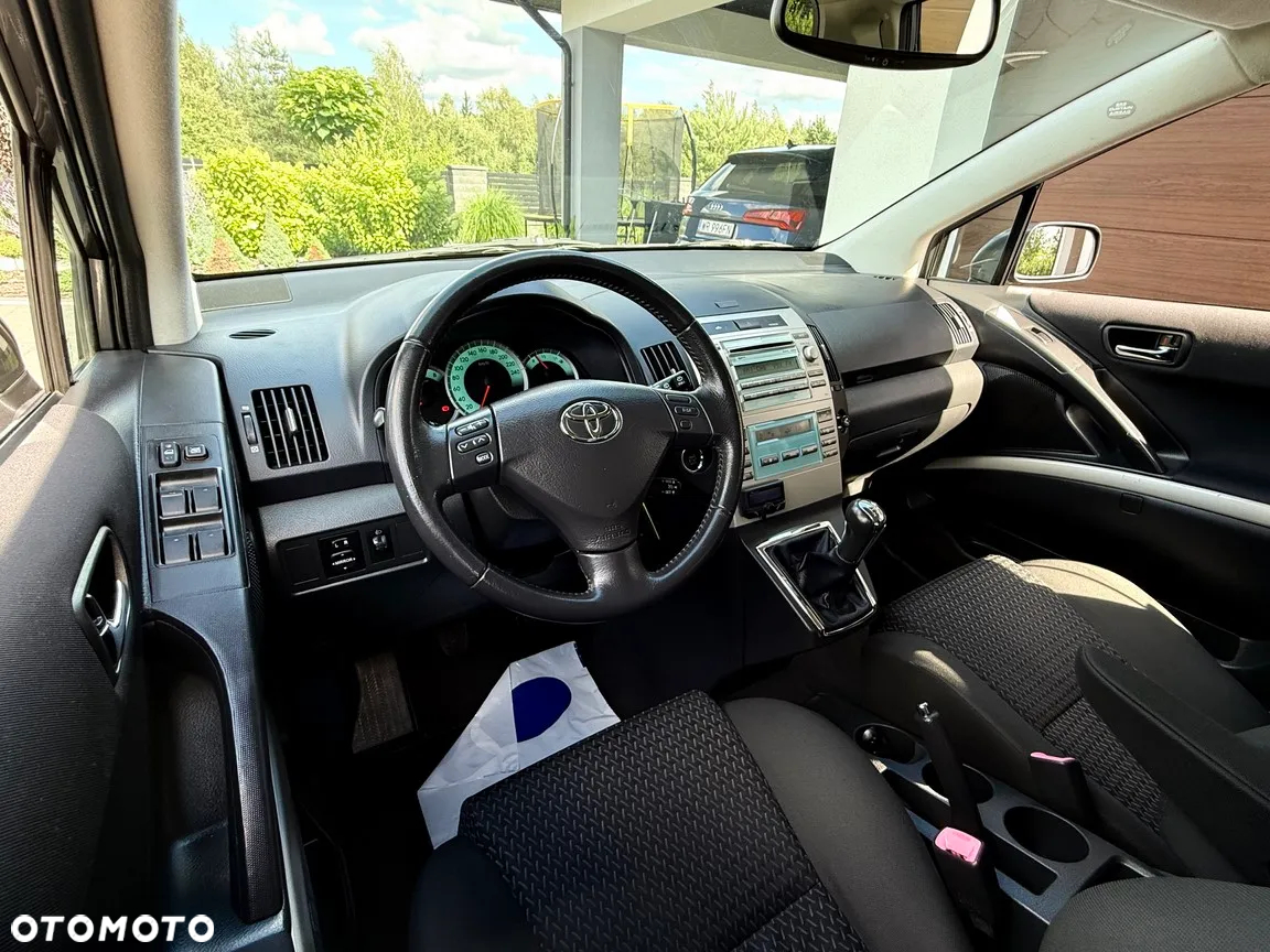 Toyota Corolla Verso 1.8 Edition - 13