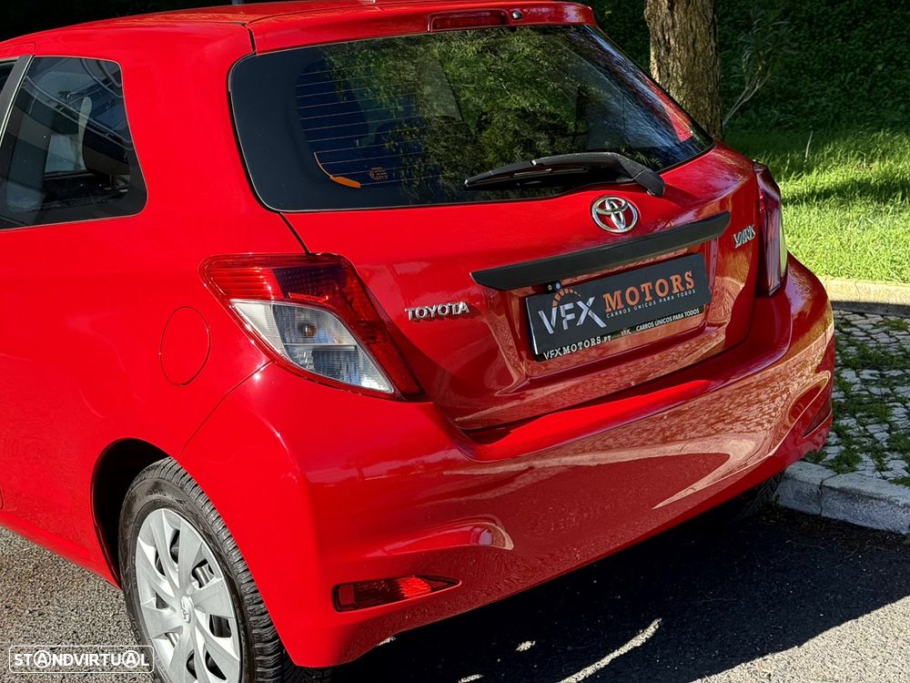 Toyota Yaris 1.0 VVT-i High Pack+NAVI - 13