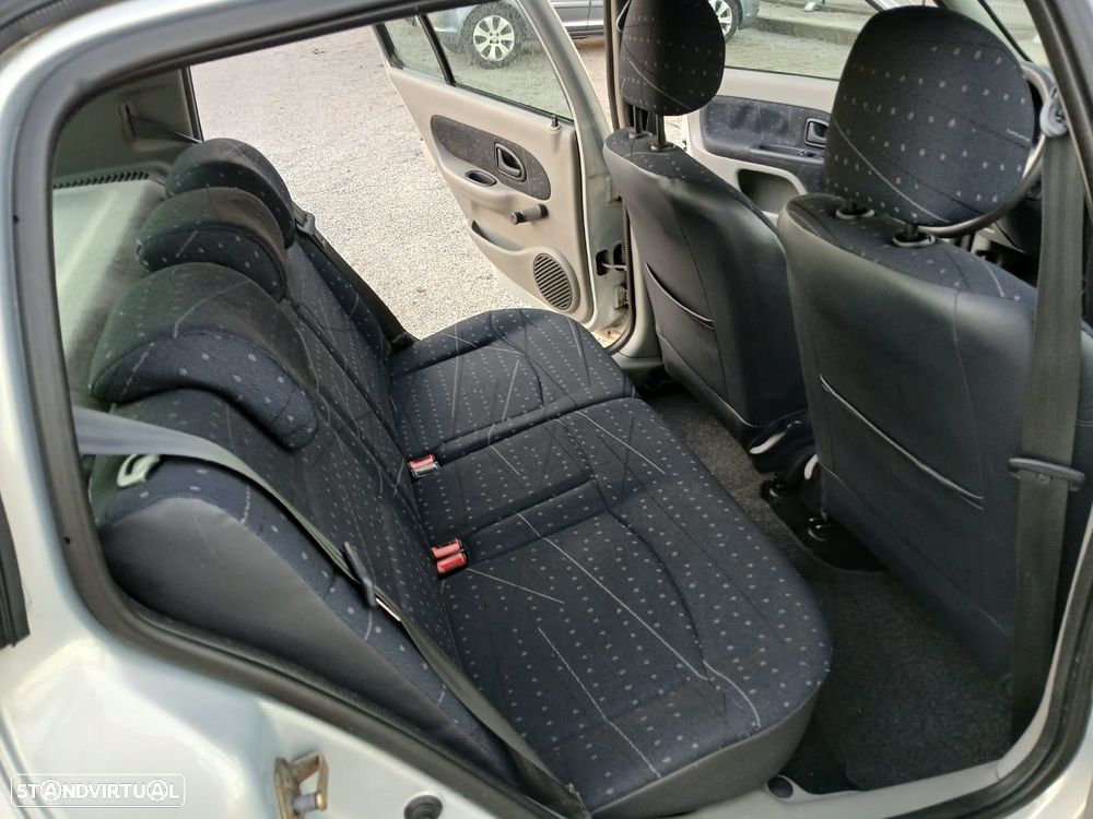 Renault Clio - 3