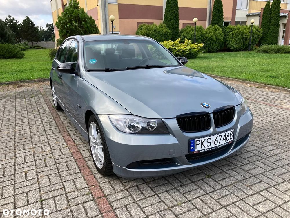 BMW Seria 3 320i - 12
