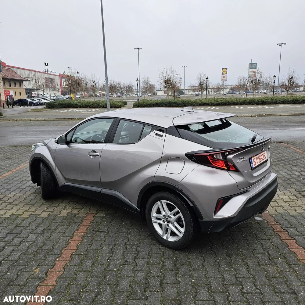 Toyota C-HR Hybrid Business-Edition - 10