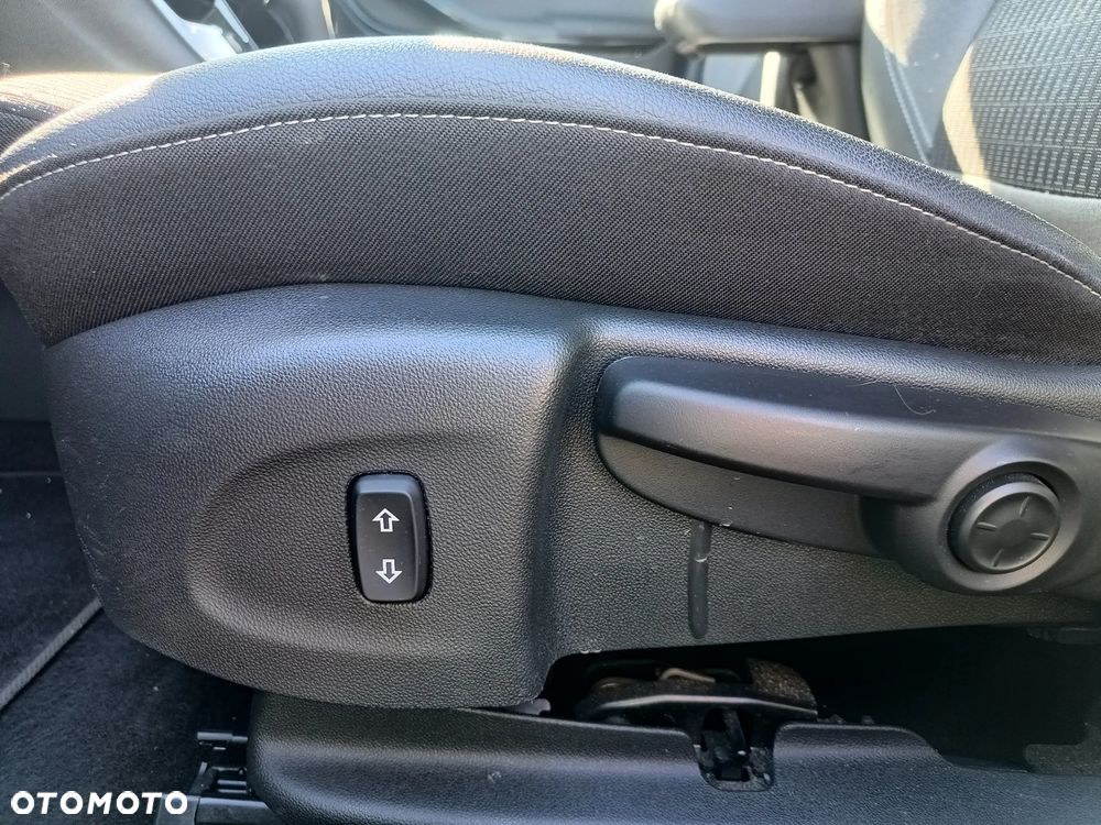 Opel Astra 1.4 Turbo Start/Stop Automatik Business Elegance - 11