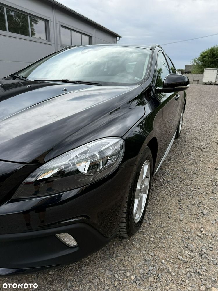 Volvo V40 Cross Country - 25