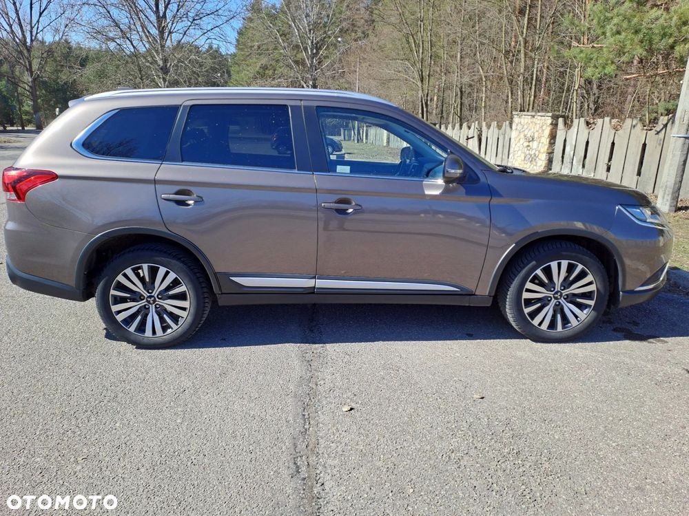 Mitsubishi Outlander 2.0 Intense + SDA 4WD CVT - 3