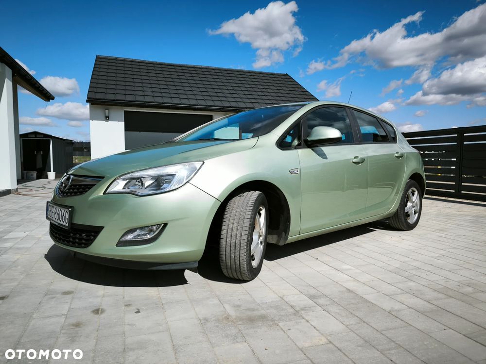 Opel Astra - 1