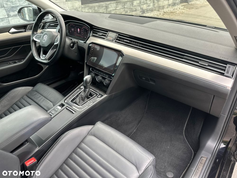 Volkswagen Passat 2.0 TSI 4Mot Highline DSG - 31