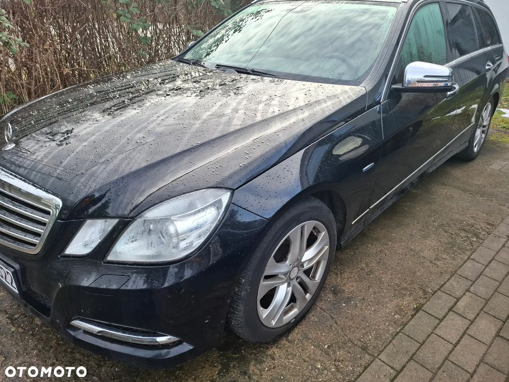 Mercedes-Benz Klasa E 220 CDI DPF BlueEFFICIENCY Automatik Avantgarde - 1