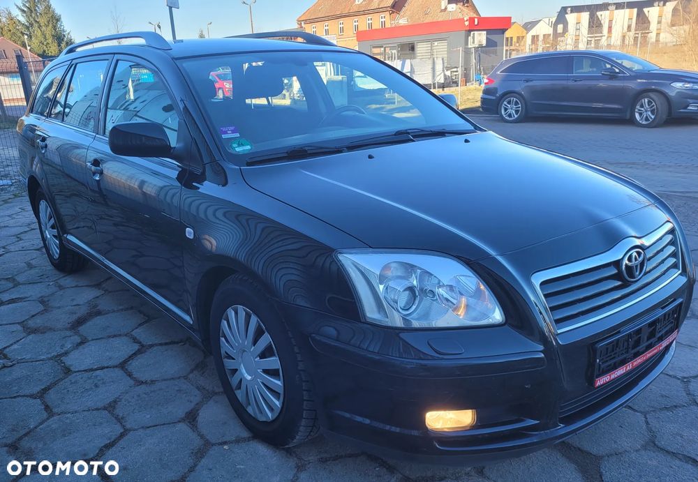 Toyota Avensis - 5