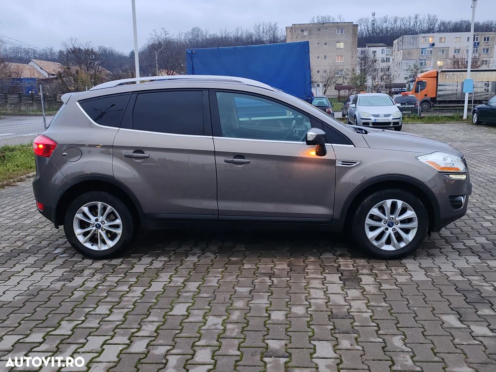 Ford Kuga 2.0 TDCi Titanium - 5