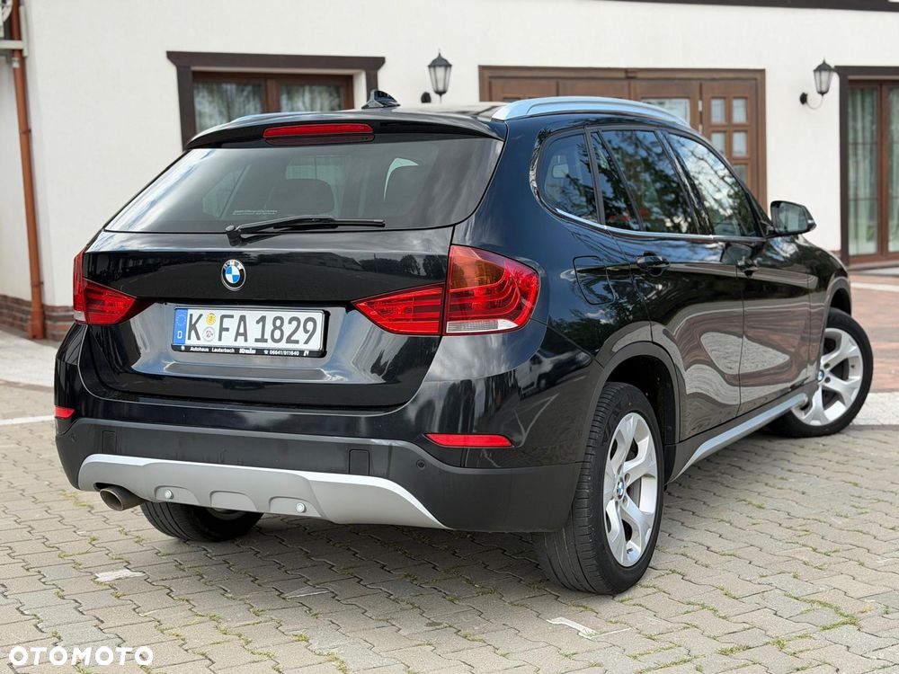 BMW X1 sDrive18d xLine - 23