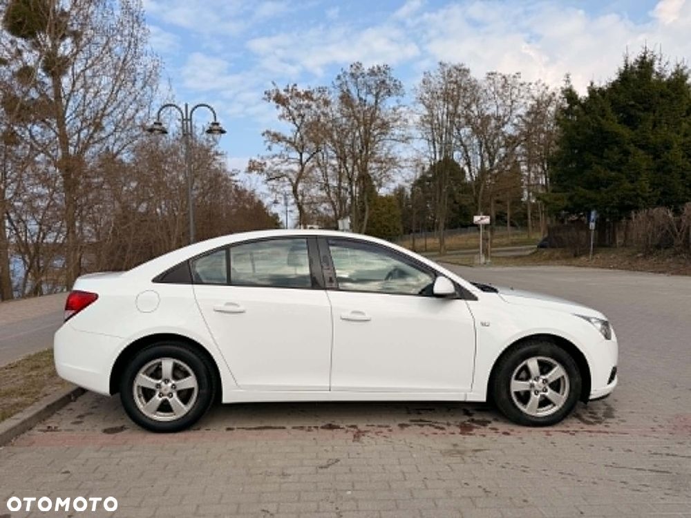 Chevrolet Cruze - 2
