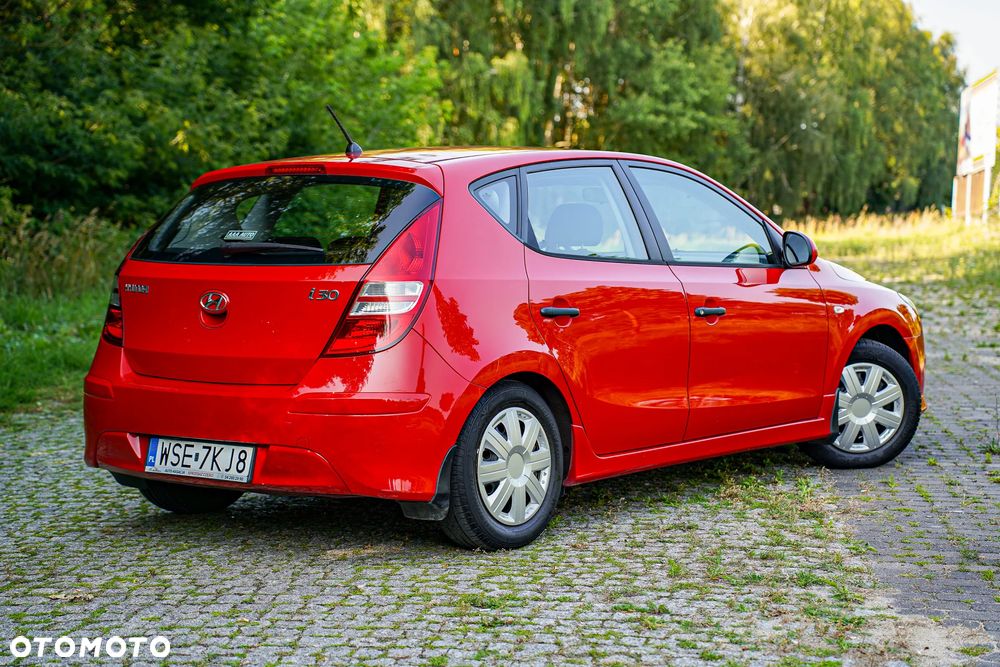 Hyundai i30 1.4 Base - 14
