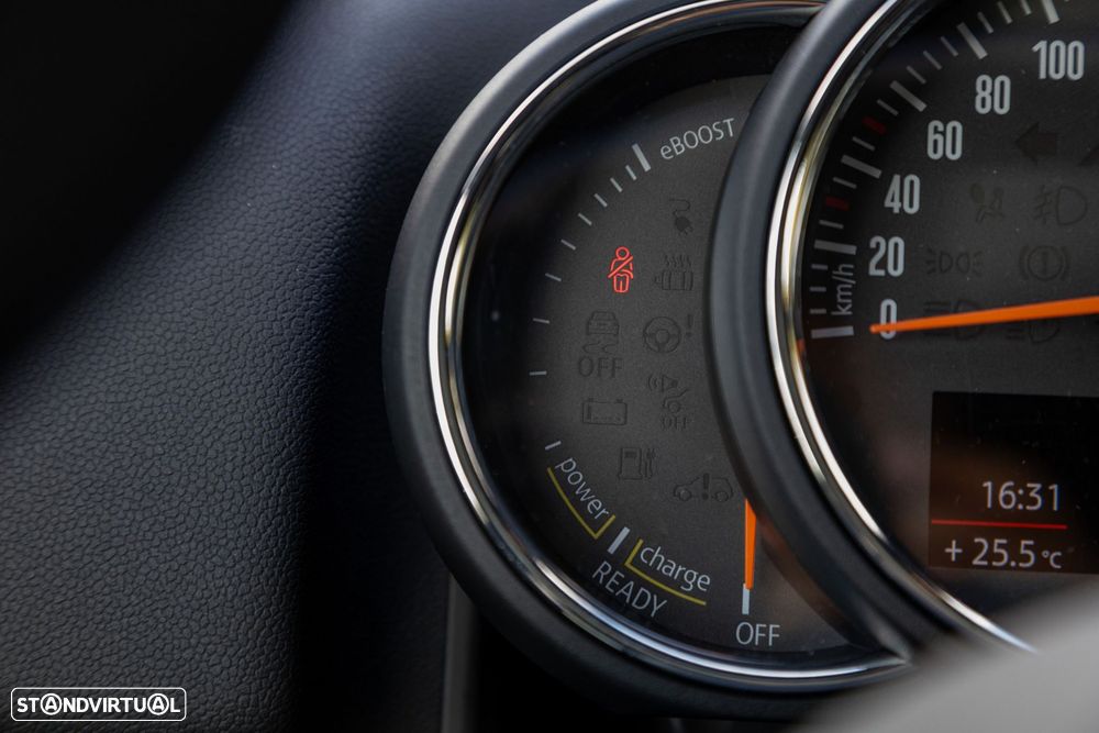 MINI Countryman Cooper SE ALL4 Auto - 21