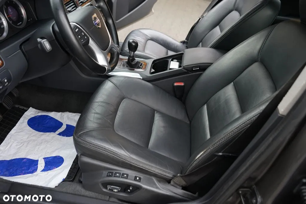 Volvo XC 70 DRIVe Momentum - 14