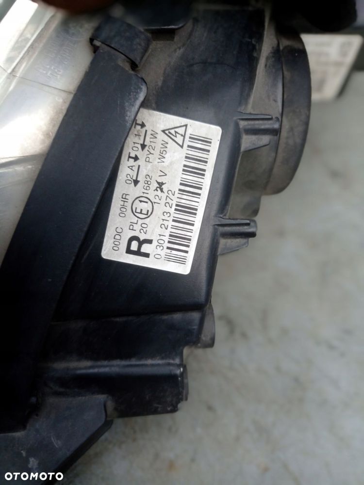 lampa prawa przód xenon peugeot 407 0301213272 - 8