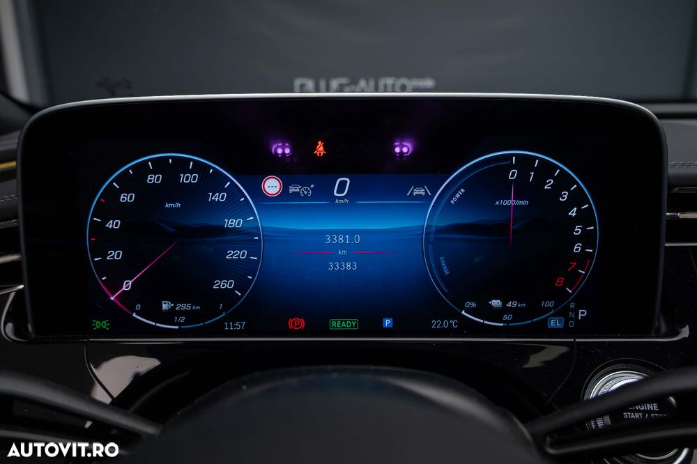 Mercedes-Benz E - 18