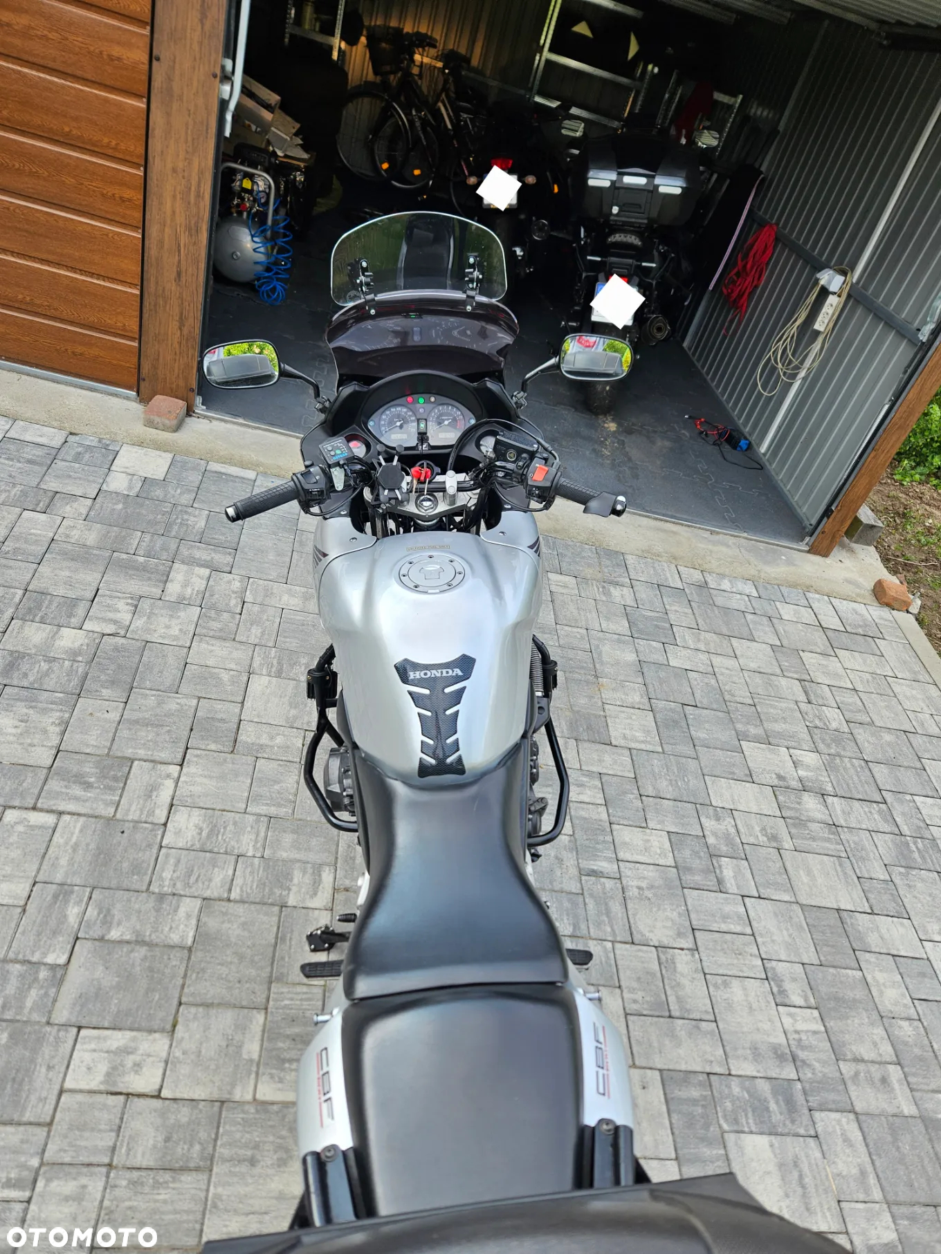 Honda CBF - 7