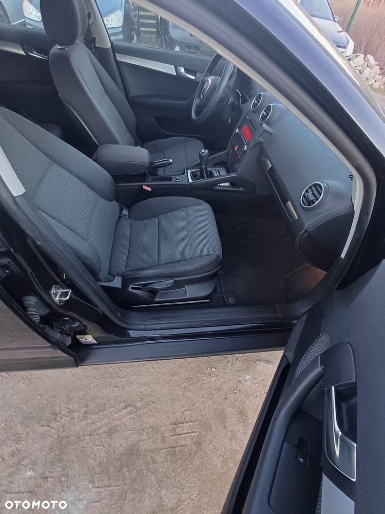 Audi A3 Sportback 1.6 Attraction - 9