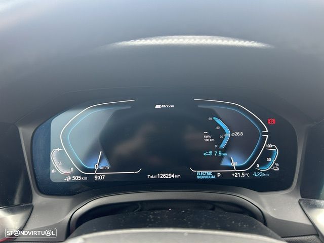 BMW 330 - 2