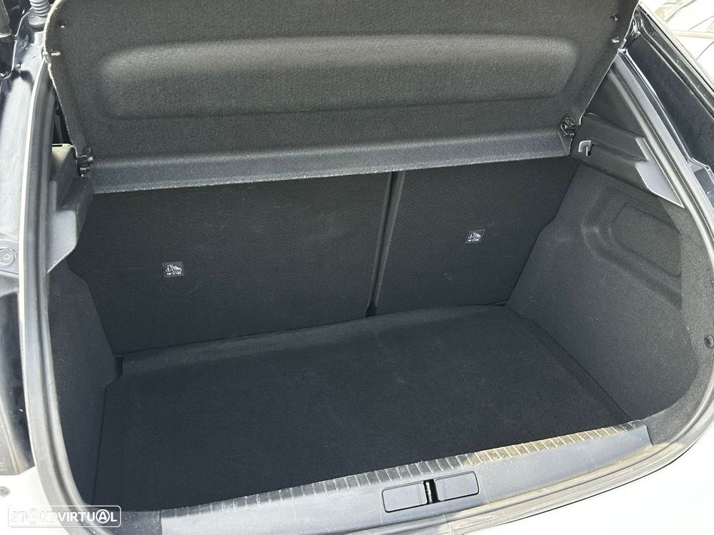 Opel Corsa 1.2 T GS - 6