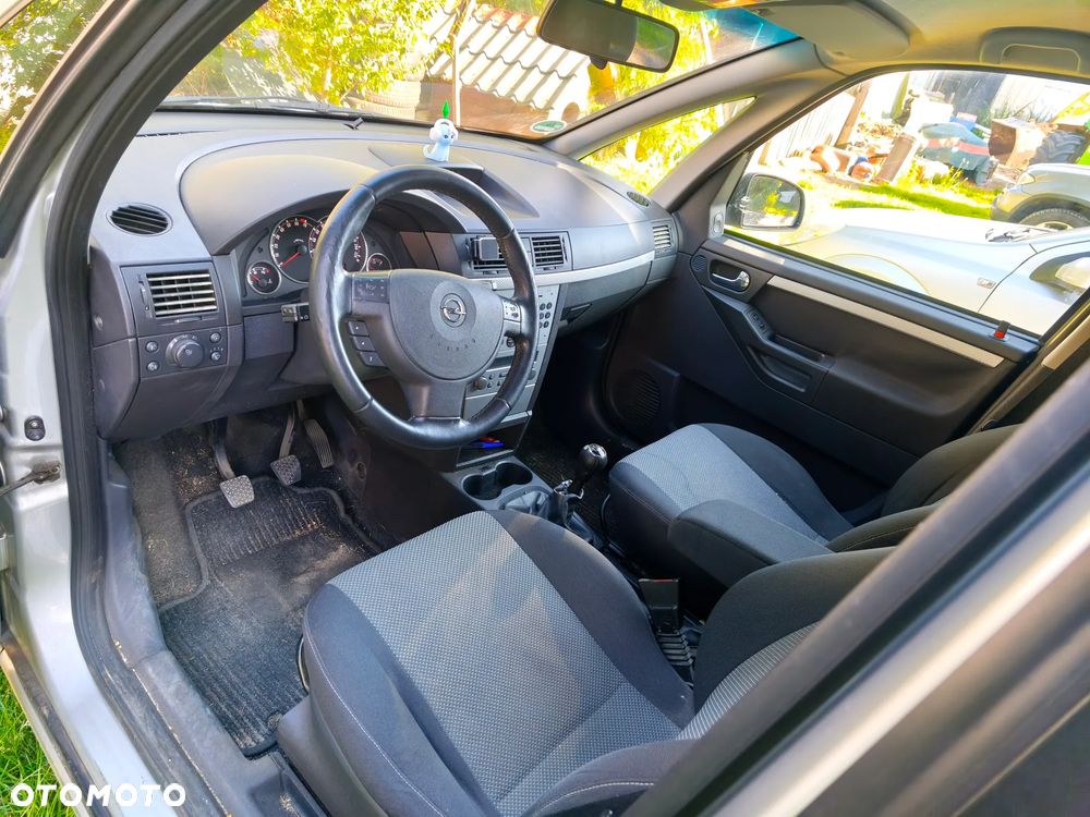 Opel Meriva 1.6 Cosmo - 14