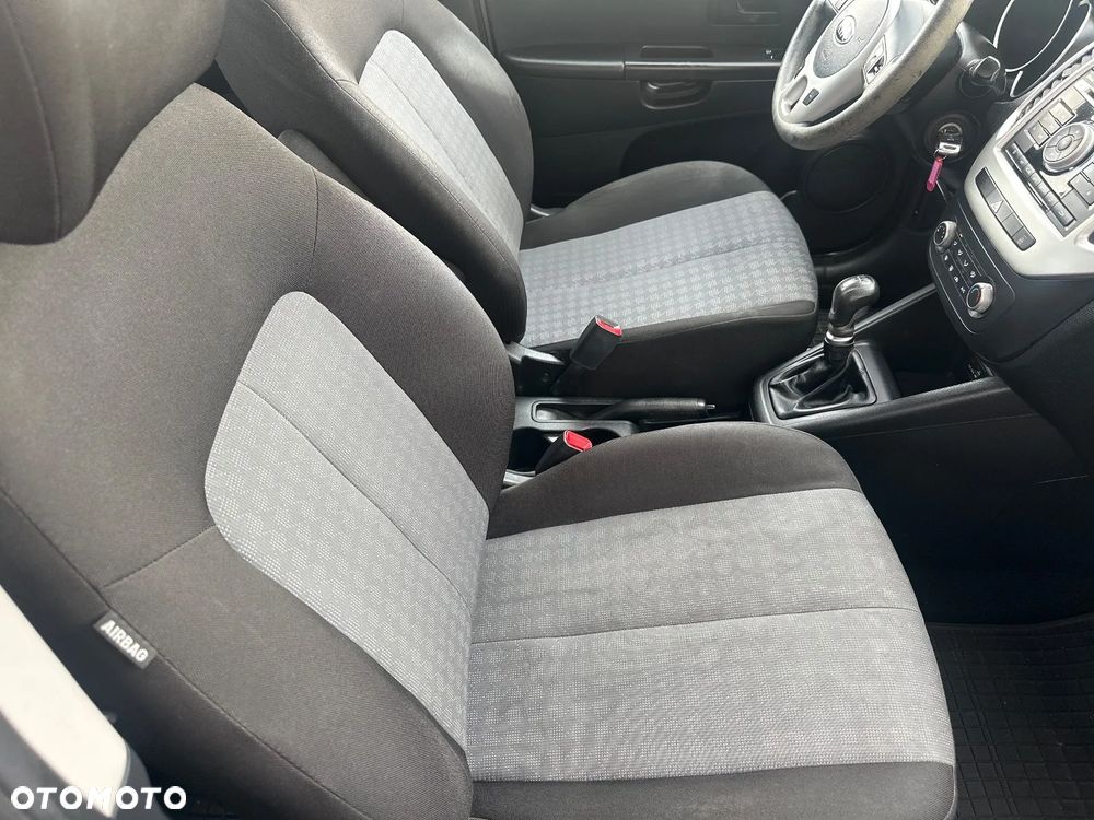 Kia Venga 1.4 M - 23