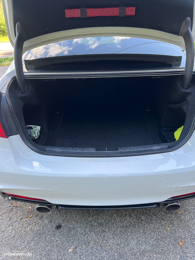 BMW 320 d Auto Pack M - 8