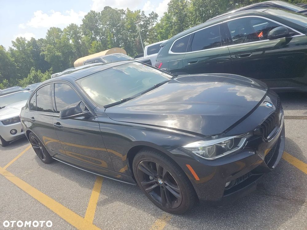 BMW Seria 3 340i xDrive M Sport - 3