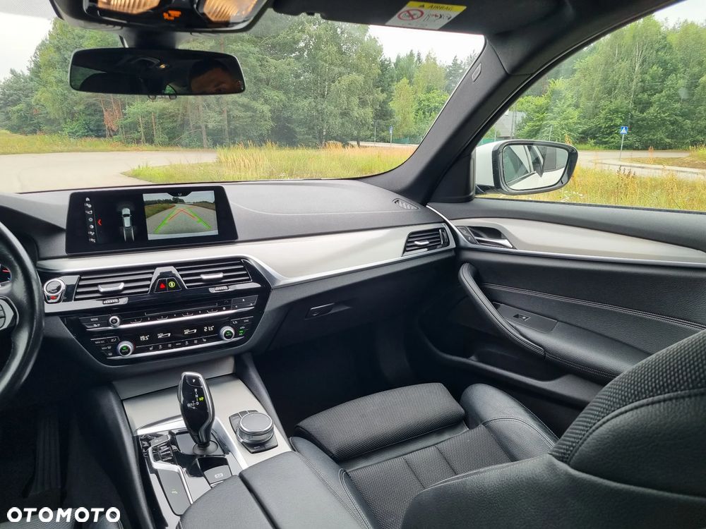 BMW Seria 5 525d Sport Line sport - 24