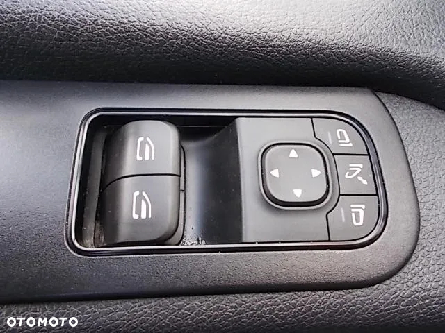 Mercedes-Benz SPRINTER 315 - 25