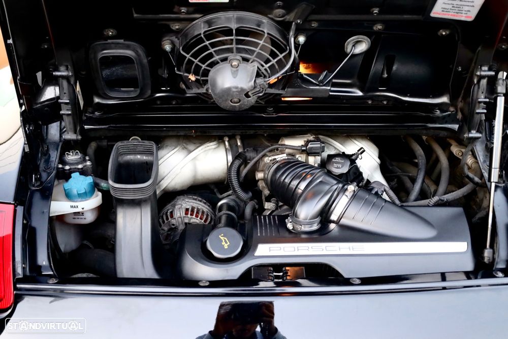 Porsche 911 (997) Carrera S - 11