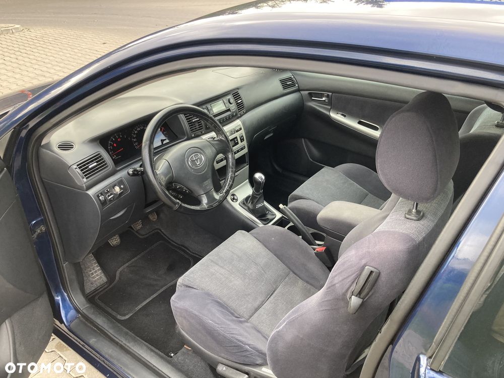 Toyota Corolla 1.6 VVT-i Sol - 14