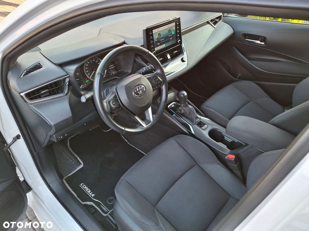 Toyota Corolla 1.8 Hybrid Comfort - 16
