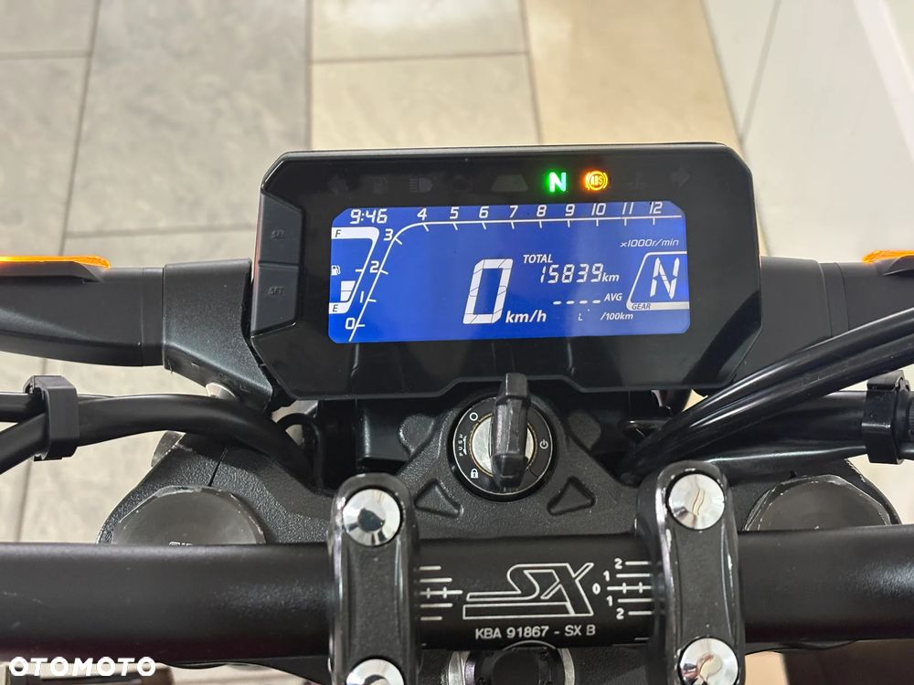 Honda CB - 8