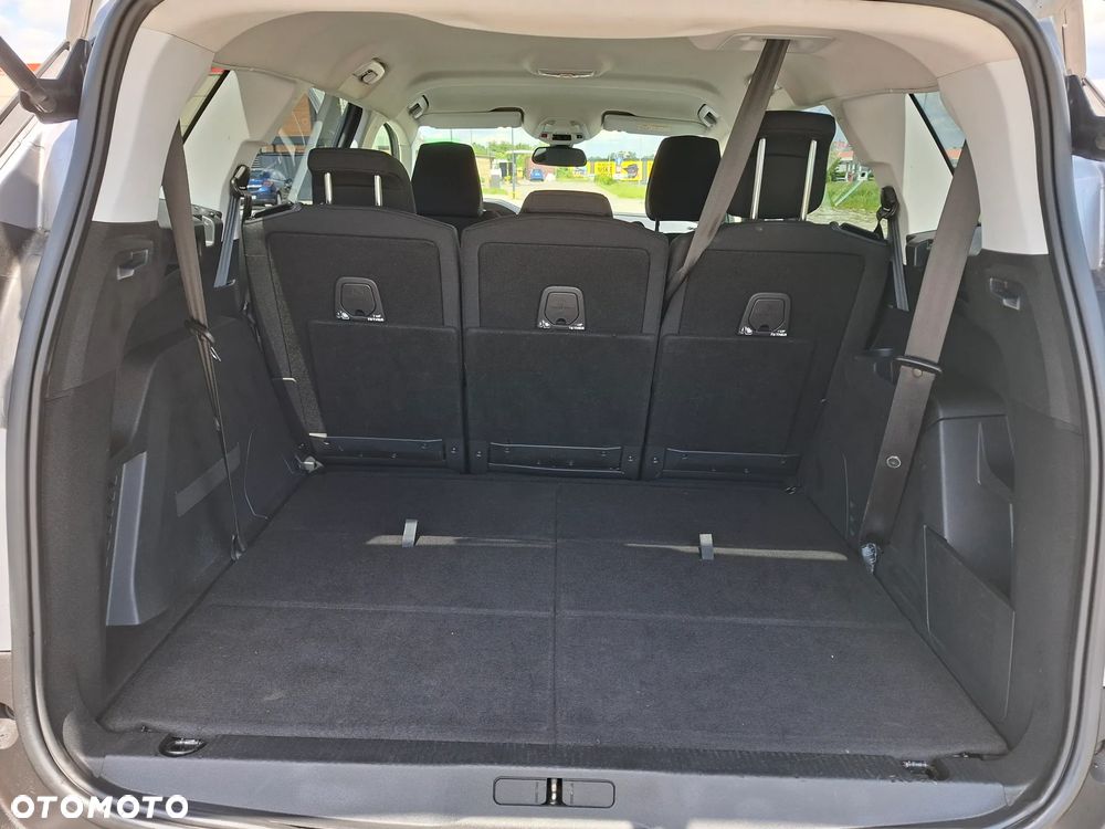 Peugeot 5008 - 14