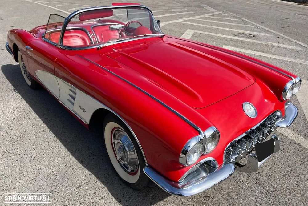 Chevrolet Corvette - 4