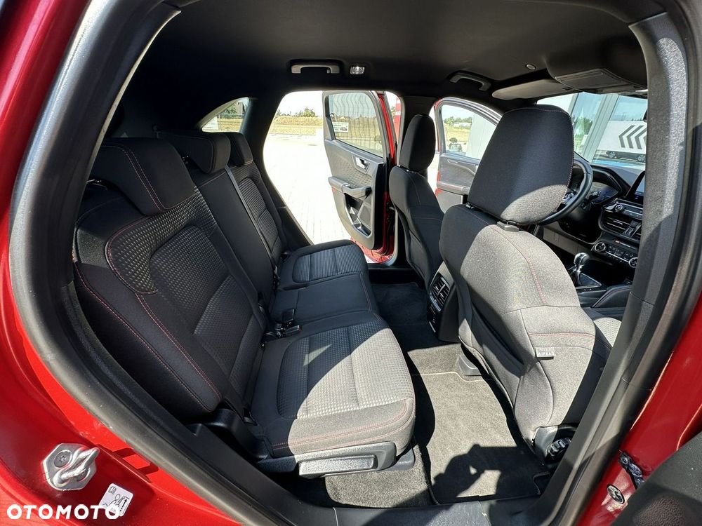 Ford Kuga 1.5 EcoBoost ST-LINE - 13
