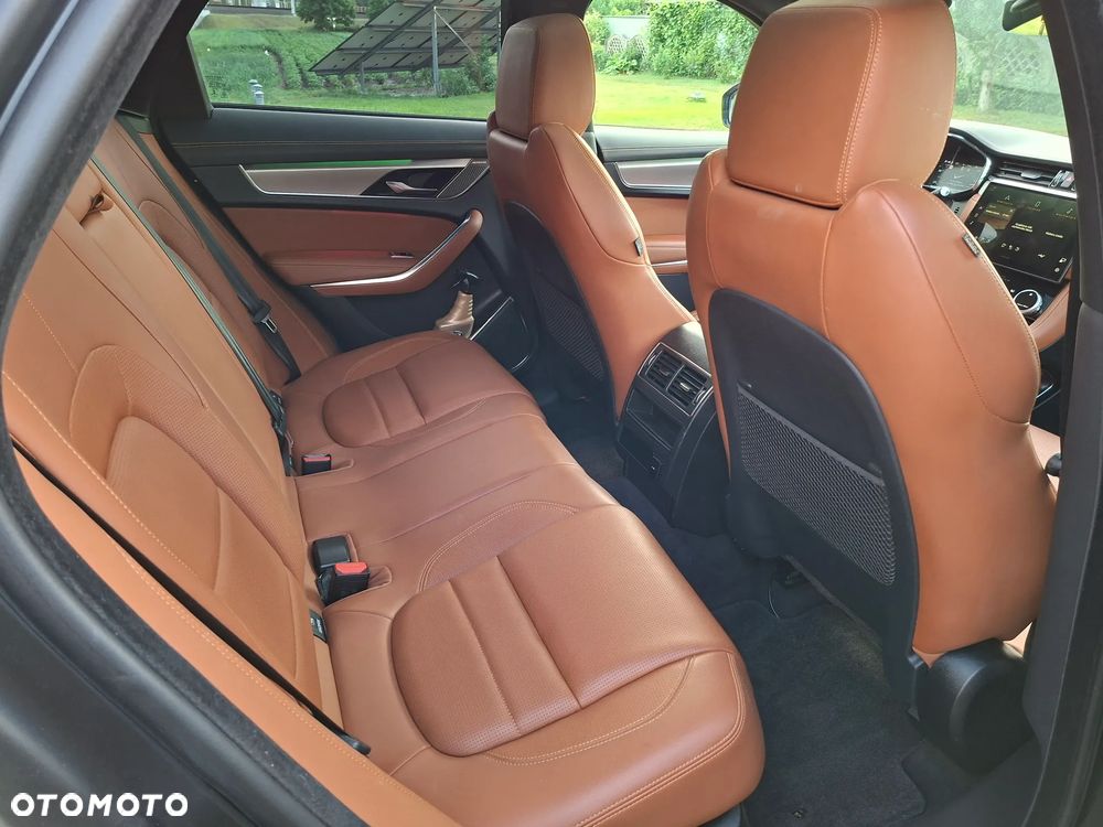 Jaguar F-Pace D200 AWD R-Dynamic Black - 22