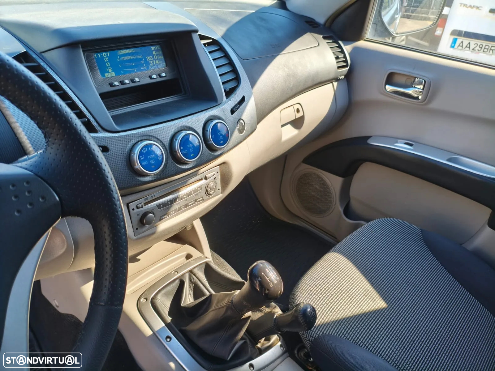 Mitsubishi L 200 4X4 LONGA - 16