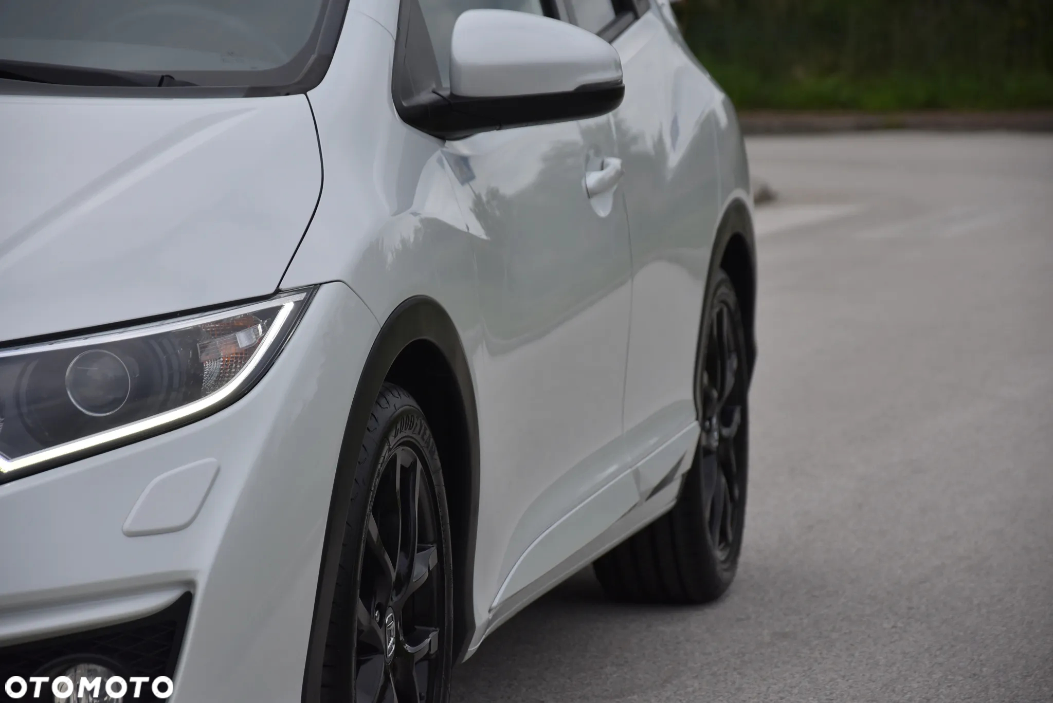 Honda Civic 1.8 i-VTEC Sport Black Edition - 18