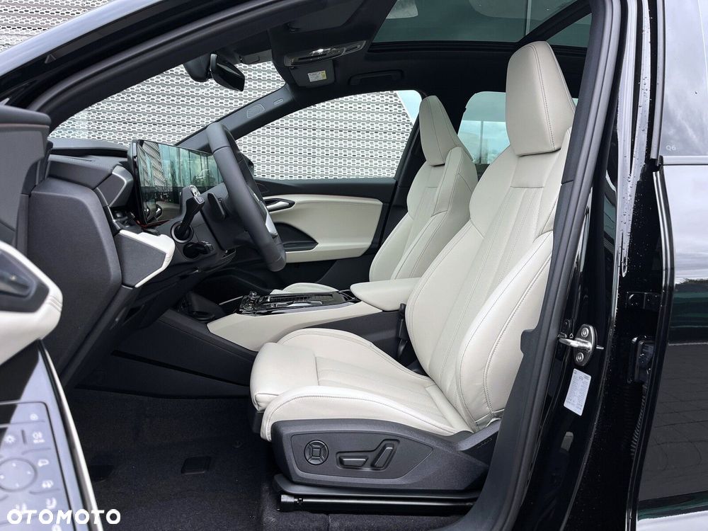Audi Q6 e-tron - 17
