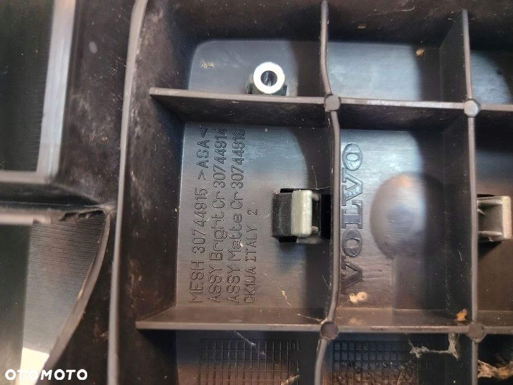 volvo s40 ii lift 07r- grill atrapa chłodnicy - 11