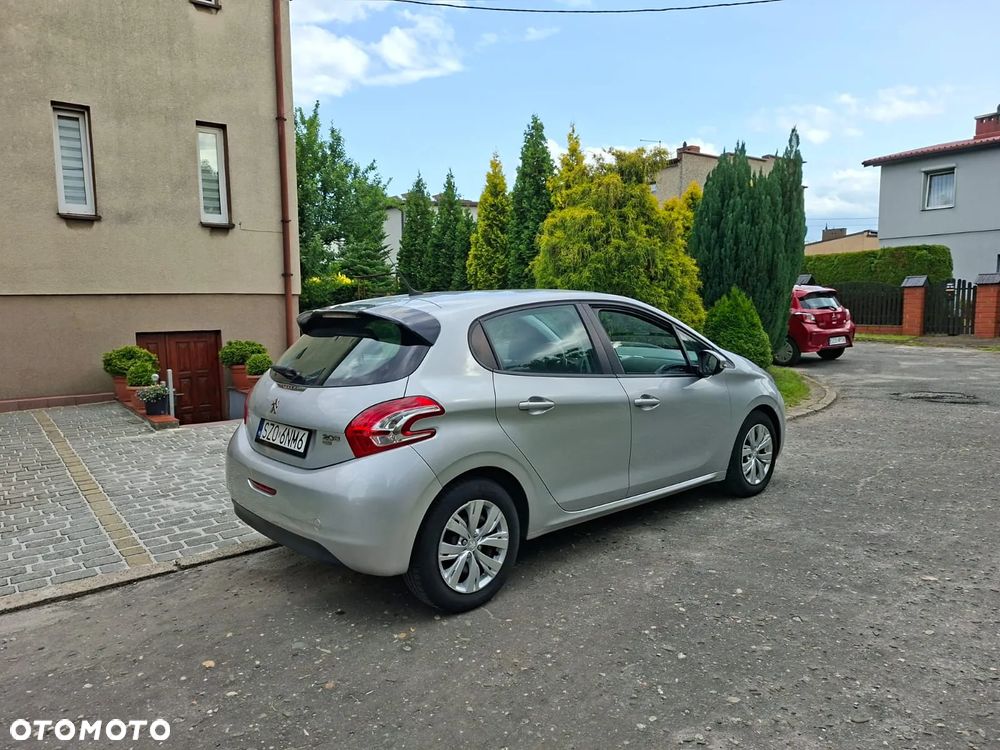 Peugeot 208 1.2 VTi Active ETG5 - 4