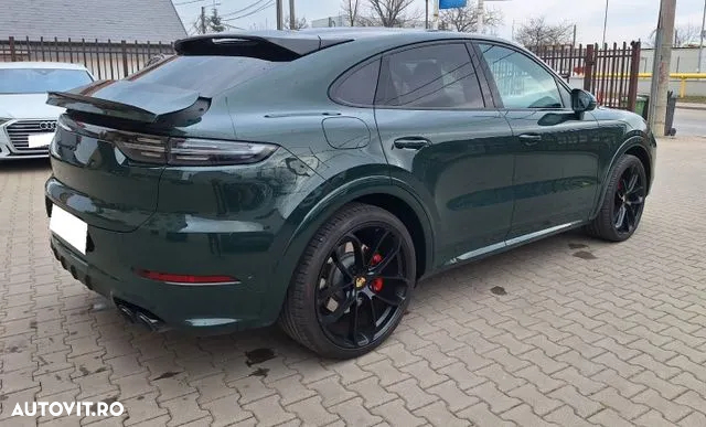 Porsche Cayenne Coupe GTS Tiptronic S - 6