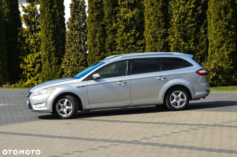 Ford Mondeo 2.0 Ambiente - 5