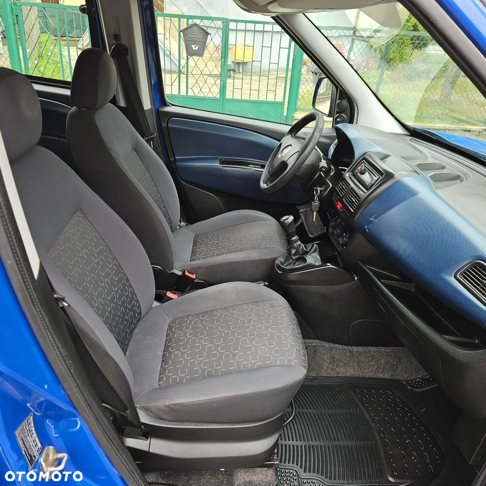 Fiat Doblo - 28