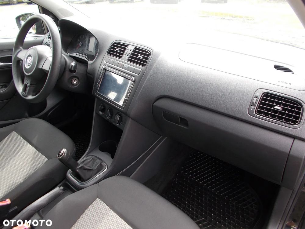 Volkswagen Polo 1.2 Team - 13
