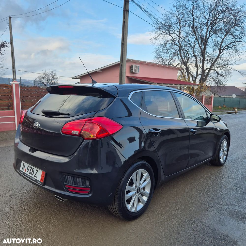 Kia Ceed 1.4 CVVT Dream Team Edition - 6