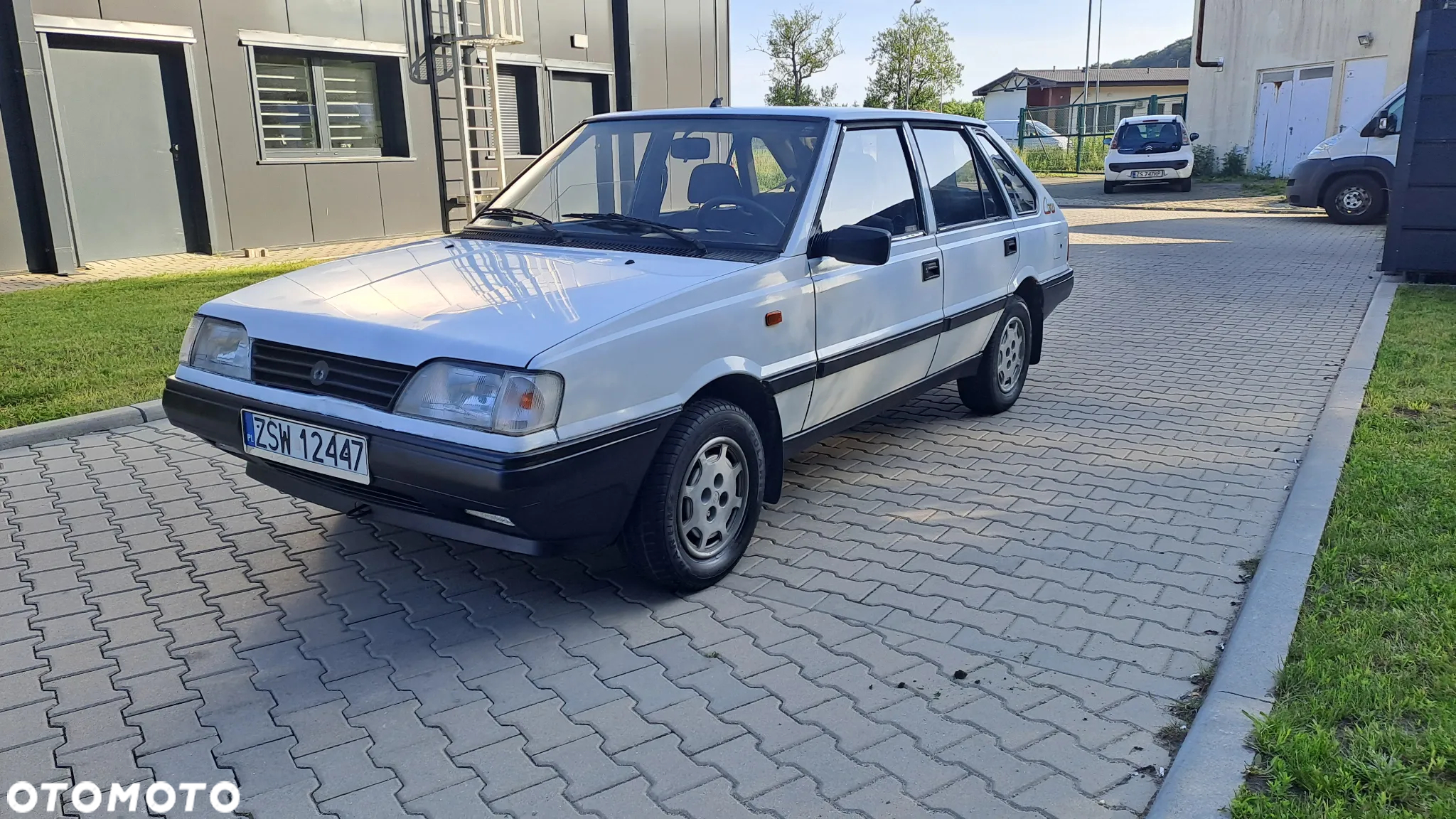 Polonez 1.6 - 5