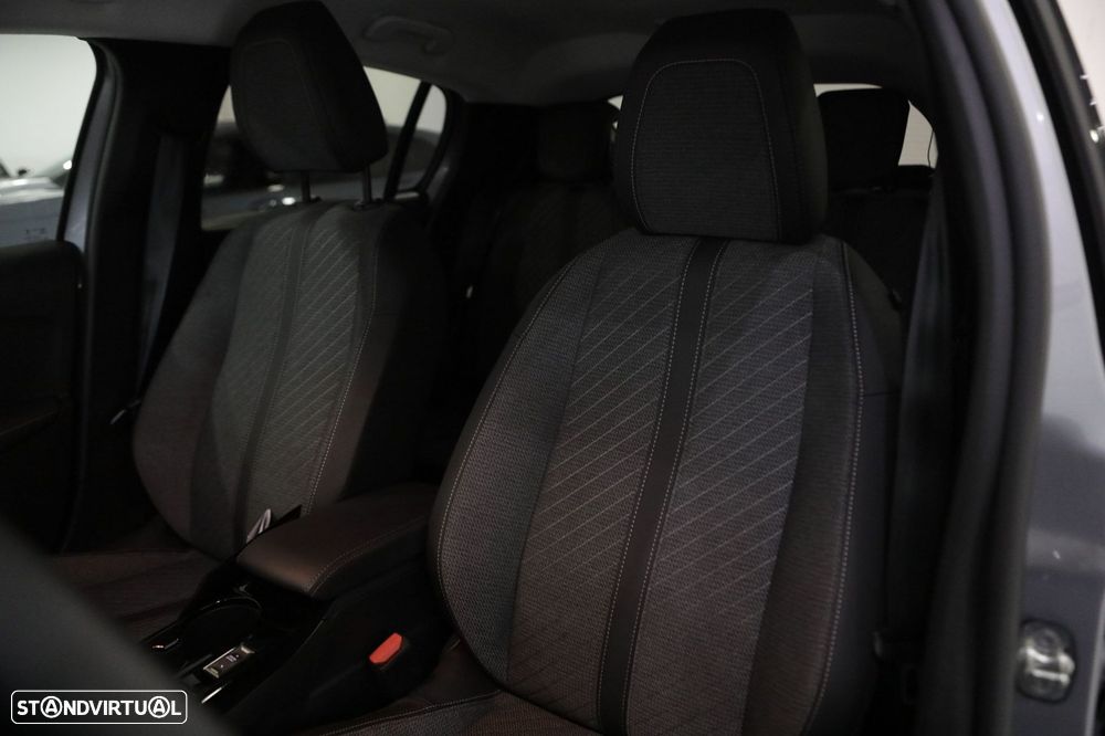 Peugeot 208 1.2 PureTech Allure - 16